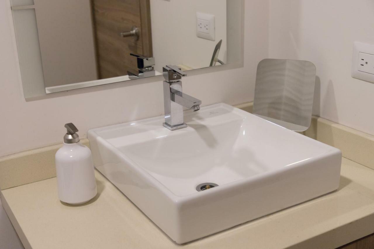 Le Bristol Aparthotel Cuenca Exteriör bild