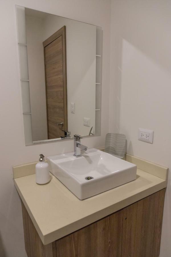 Le Bristol Aparthotel Cuenca Exteriör bild